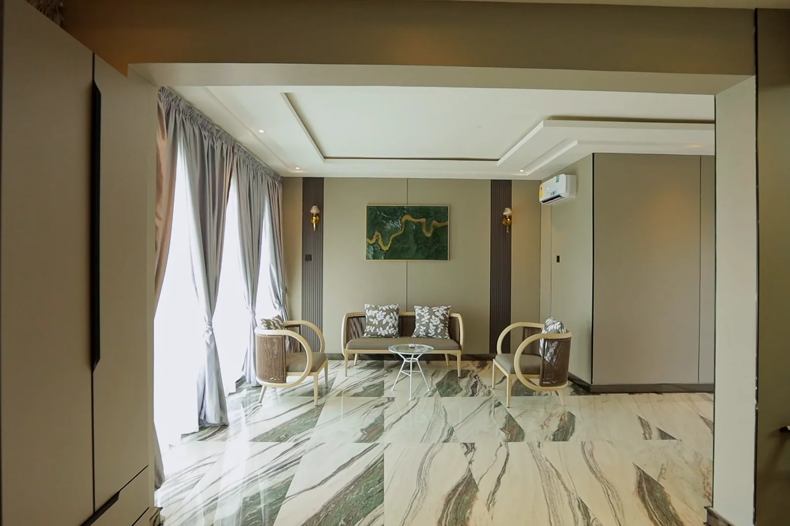 2 Bedroom Penthouse for 4 – Private Pool